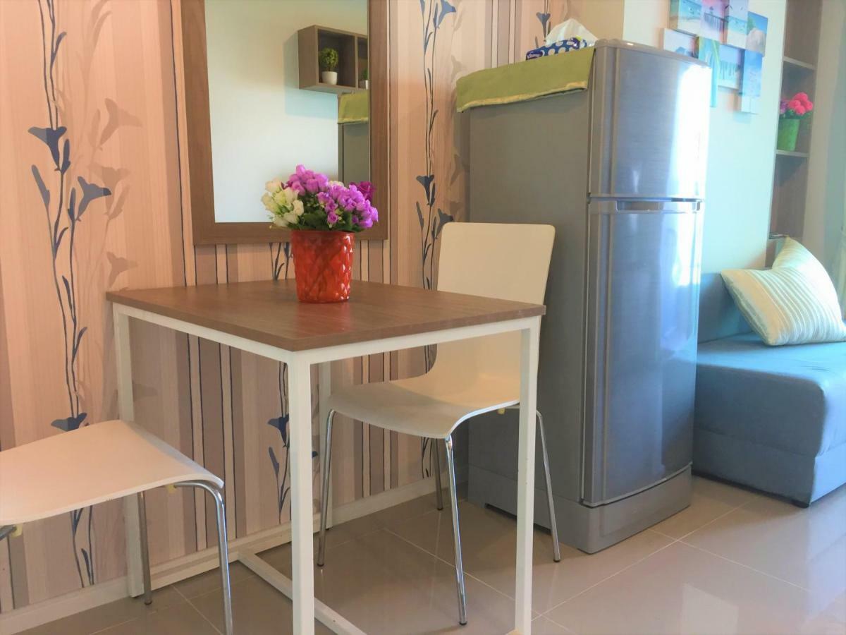 Cosy Lumpini Beachfront One Bedroom Jomtein Jomtien Beach Exterior photo
